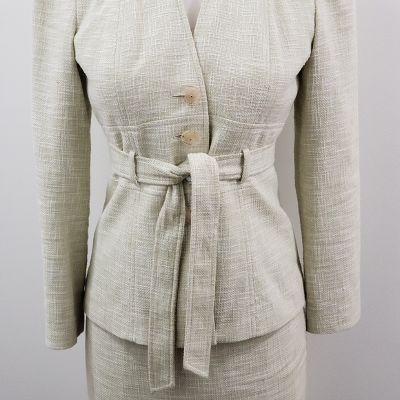 Sharagano Skirt Suit - Picture 3 of 13